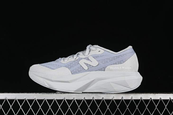 Picture of New Balance FuelCell Rebel _SKUfw18431405269858974fw